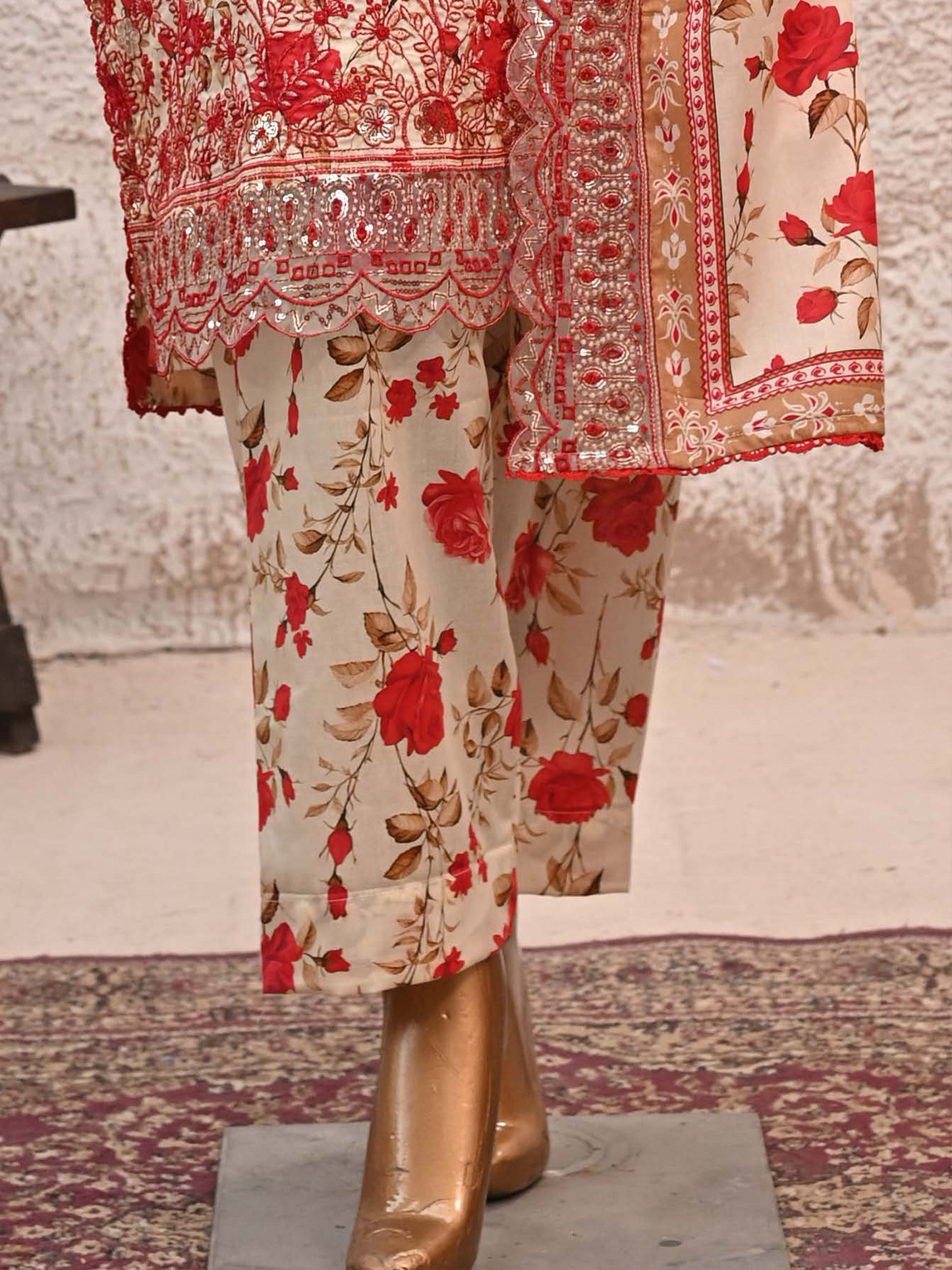 Bin Saeed Lawn 3pc Red Rose