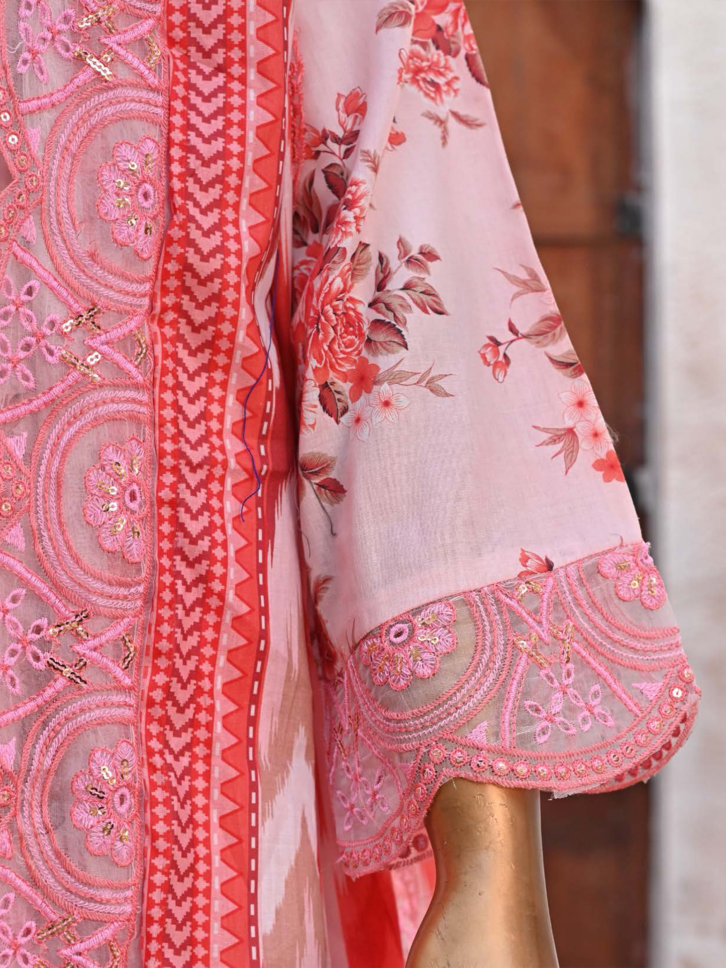 Bin Saeed Lawn 3pc Floral Romance